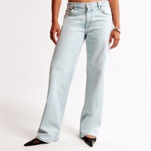 Abercrombie low rise baggy jean